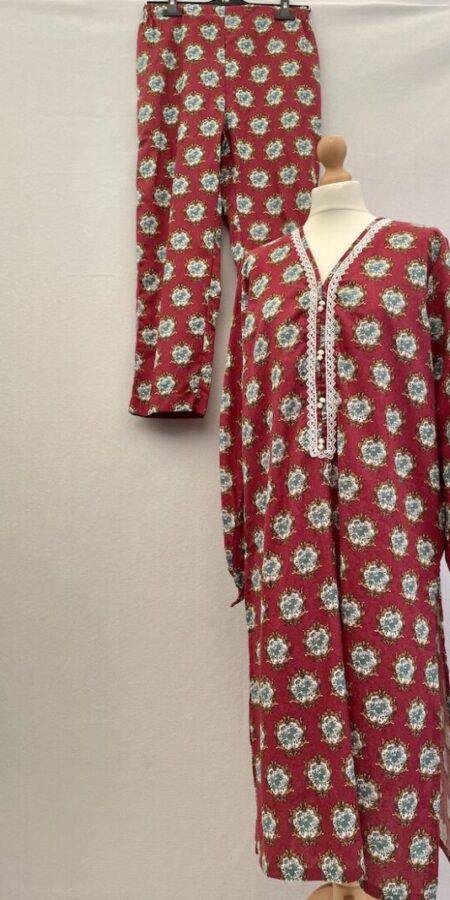 New with tag Khaadi redish pink patterned shalwar kameez set