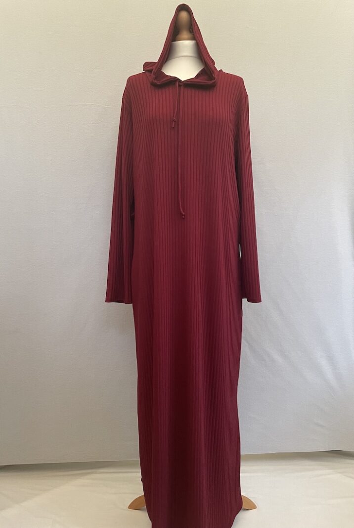 Maroon hooded ribbed effect abaya