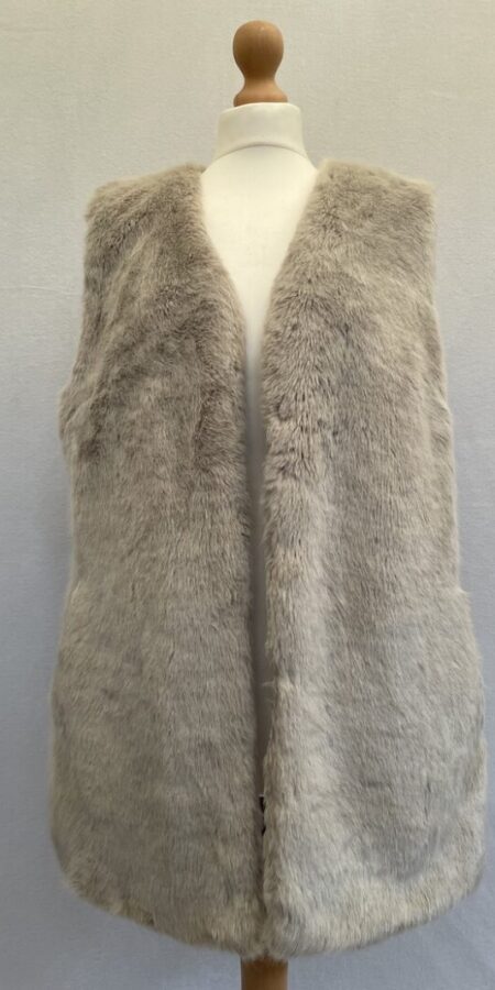 New Look furry silver grey gilet