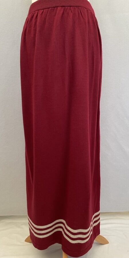 Refka red knitted long skirt with elastic waist