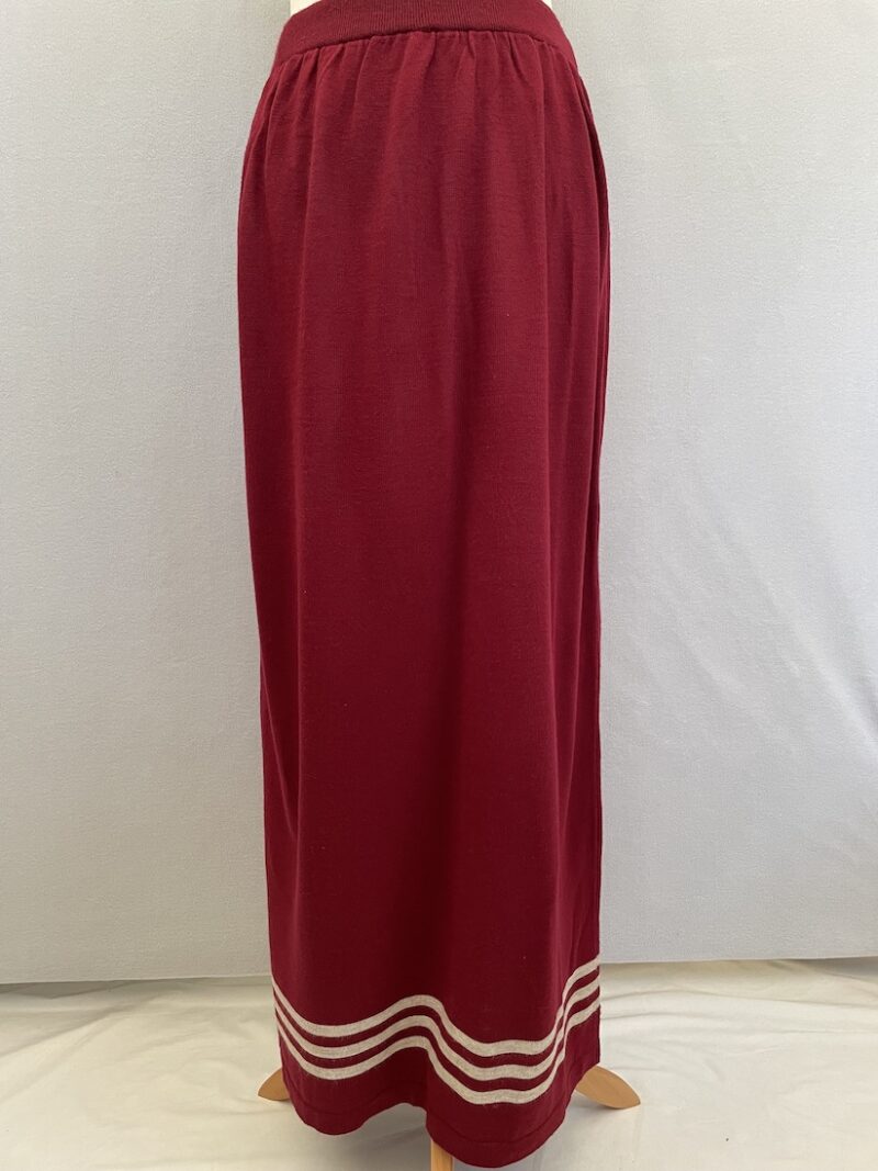 Refka red knitted long skirt with elastic waist