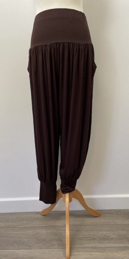 Brown harem pants, two pockets, new, fits size 8-12
