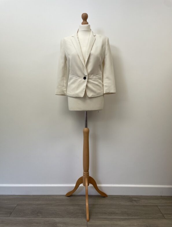 Bershka off white blazer, size M