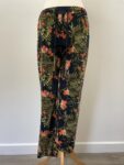 Guess tagged floral trousers – full view