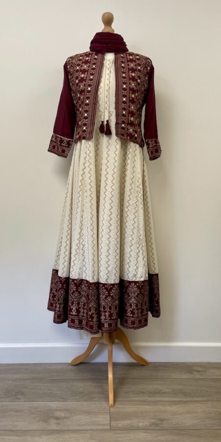 4 piece anarkali suit set with sleeveless long panelled dress, jacket, shawl and trousers, size 10