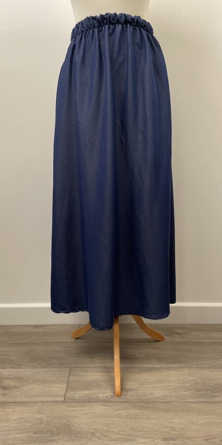No label dark blue long skirt with elastic waist band, size 10