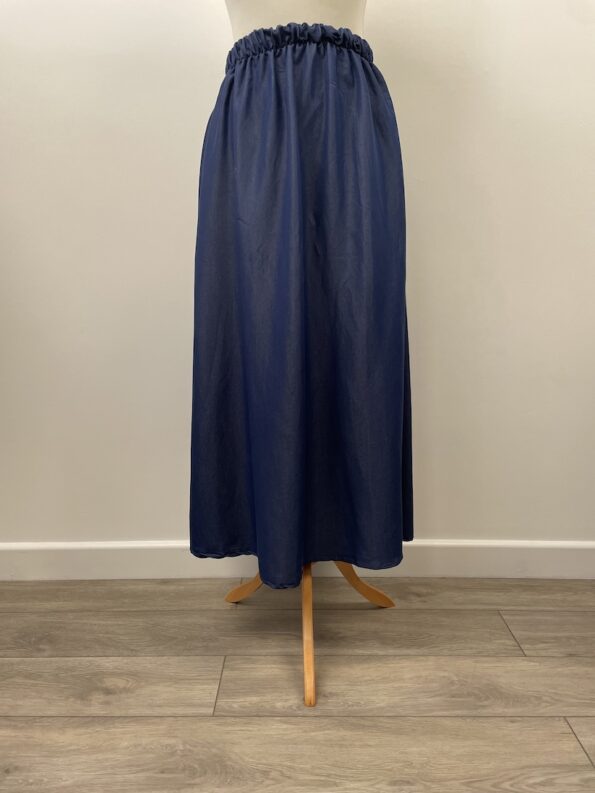 No label dark blue long skirt with elastic waist band, size 10