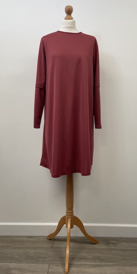 Tavin deep pink long tunic, approx 14-16