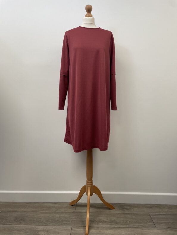 Tavin deep pink long tunic, approx 14-16
