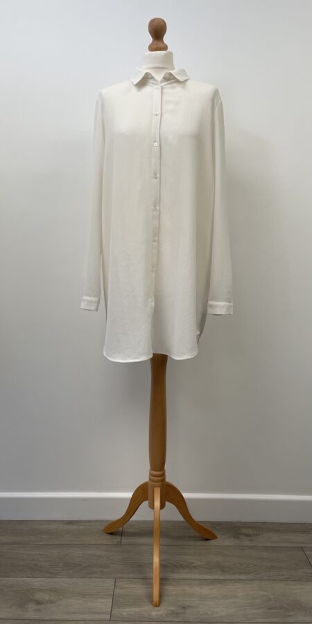 United Colors of Beneton off white crepe like shirt, size M, will fit size 14-16