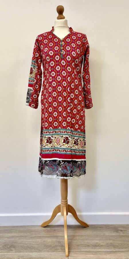 No label pink kurta with embroidery, Small